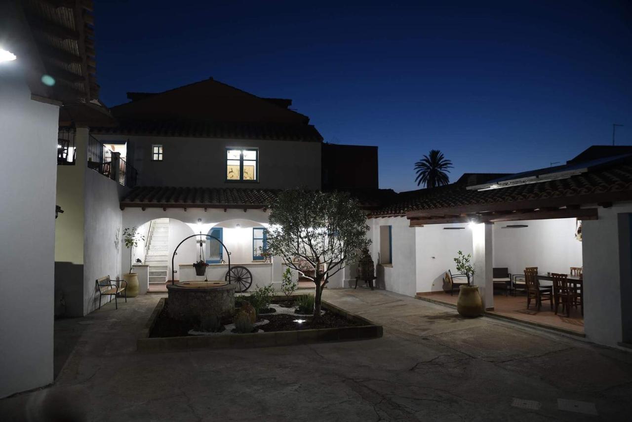 Centu Concas Acomodação com café da manhã Muravera Exterior foto